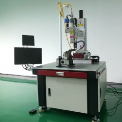 Four-axis plane welding machine